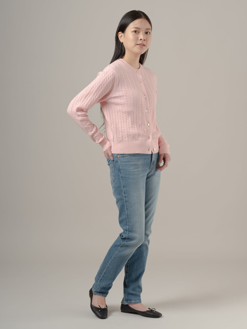 WEDGIE スリムジーンズ ミディアムインディゴ