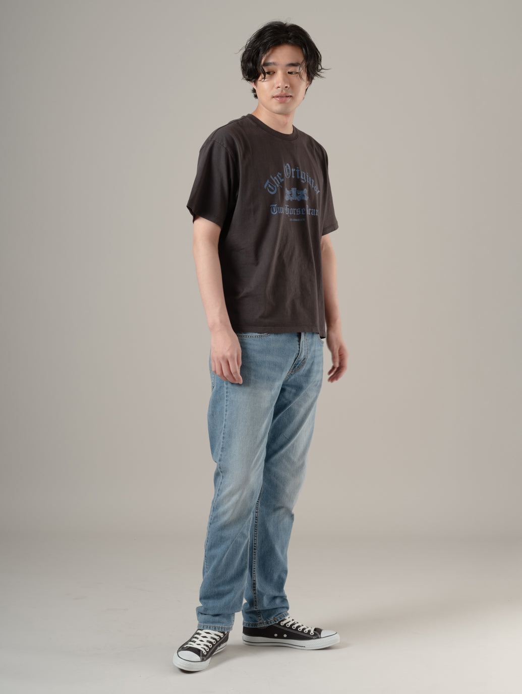 グラフィックボックスTシャツ