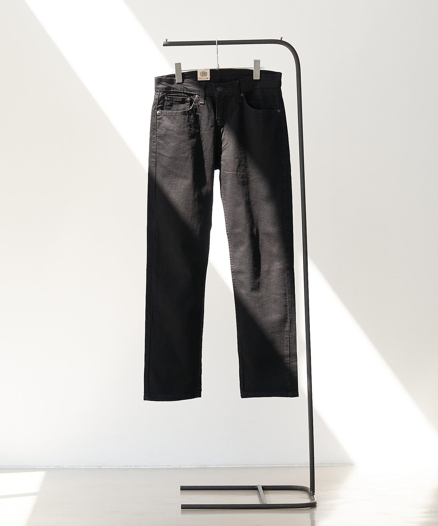 505™ レギュラーフィット ブラック NATIVE CALI