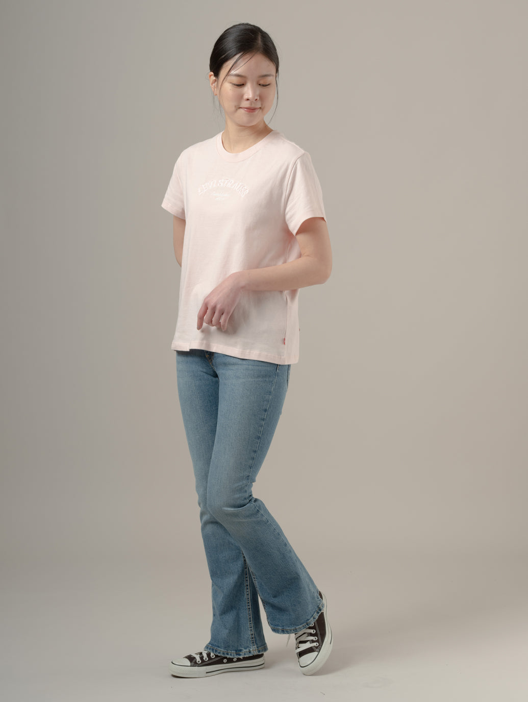 グラフィックフェイバリットTシャツ