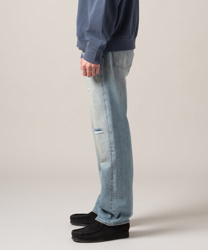 555™ リラックスストレート ジーンズ ライトインディゴ