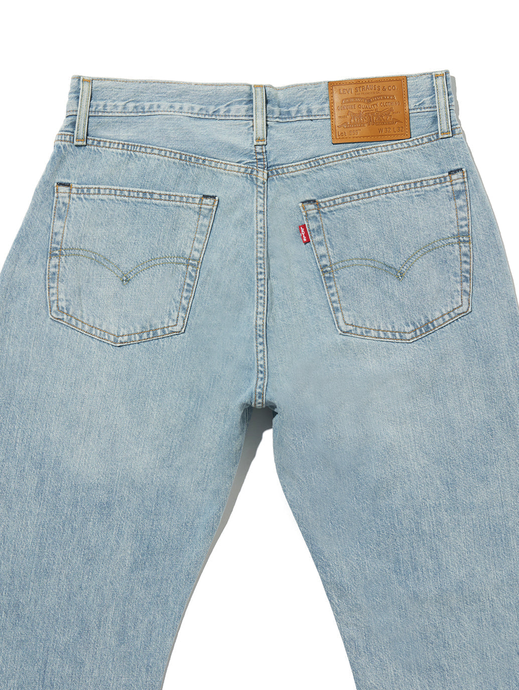 555™ リラックスストレート ジーンズ ライトインディゴ