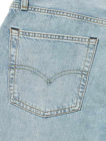 555™ リラックスストレート ジーンズ ライトインディゴ