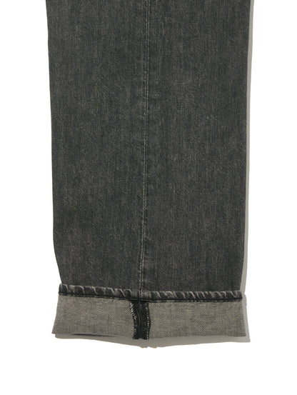 555™ リラックスストレート ジーンズ ブラック