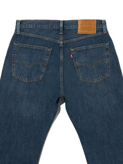 555™ ジーンズ リラックスストレート ミディアムインディゴ