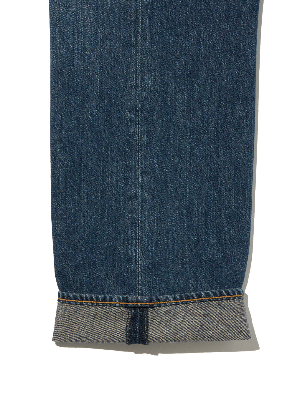 555™ ジーンズ リラックスストレート ミディアムインディゴ