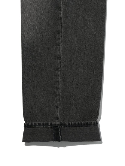 555™ リラックスストレート ジーンズ