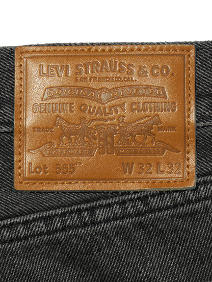 555™ リラックスストレート ジーンズ