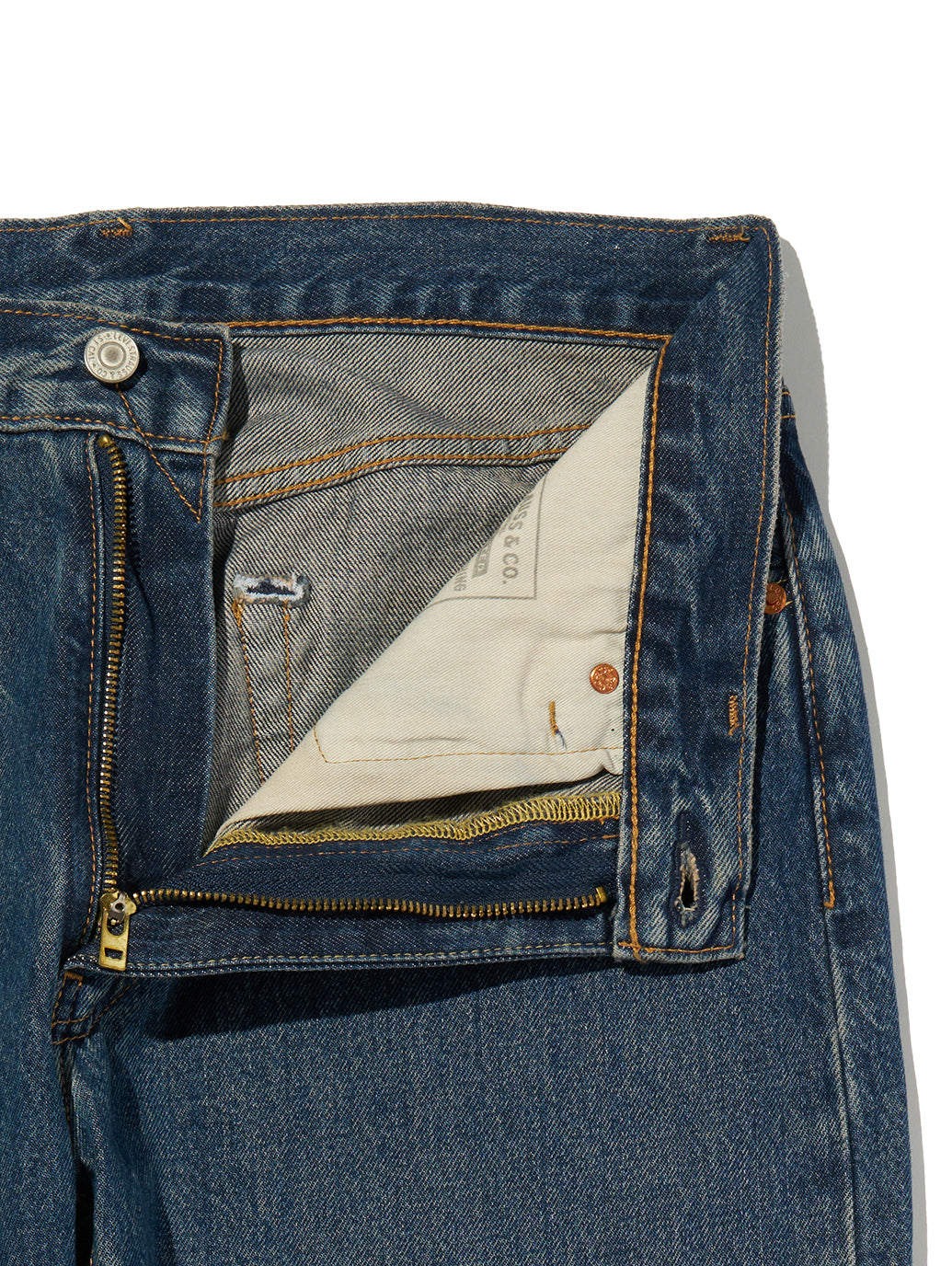 555™ リラックスストレート ジーンズ ダークインディゴ