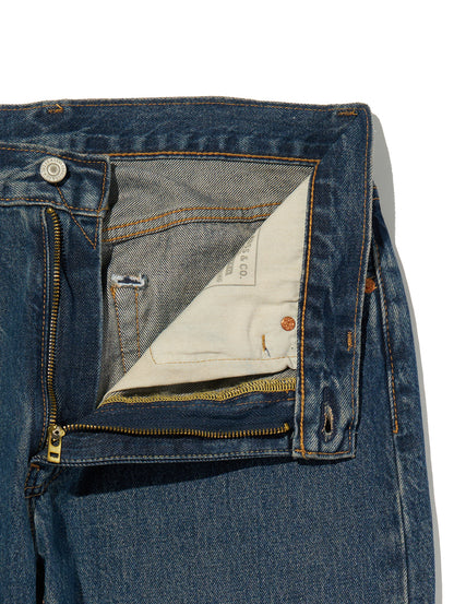 555™ リラックスストレート ジーンズ ダークインディゴ