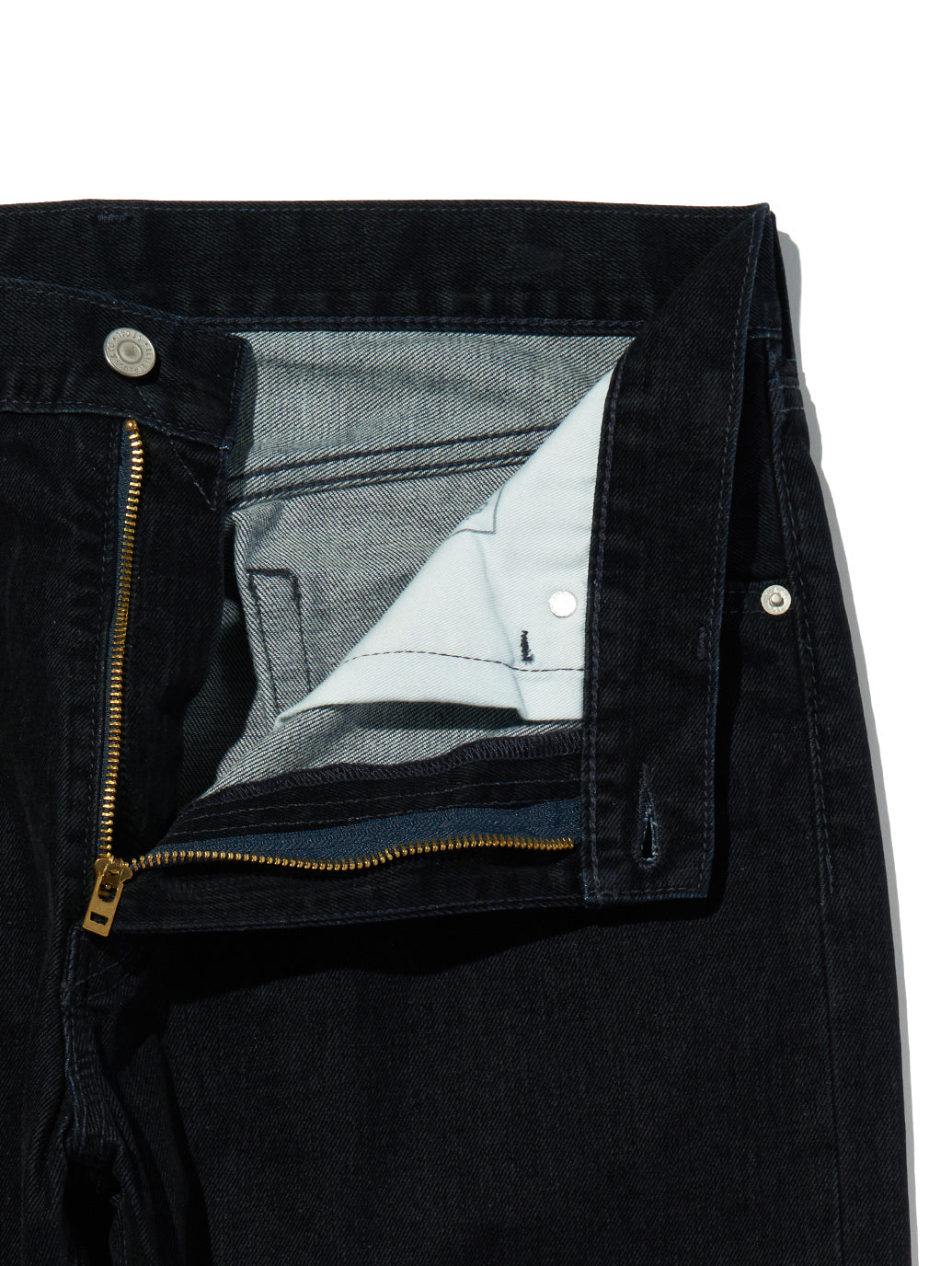 555™ リラックスストレート ジーンズ