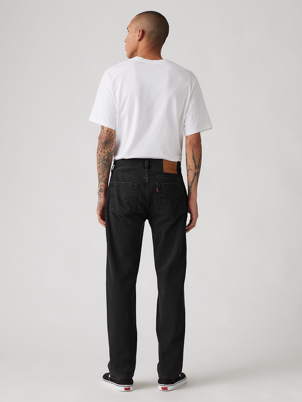 555™ リラックスストレート ジーンズ