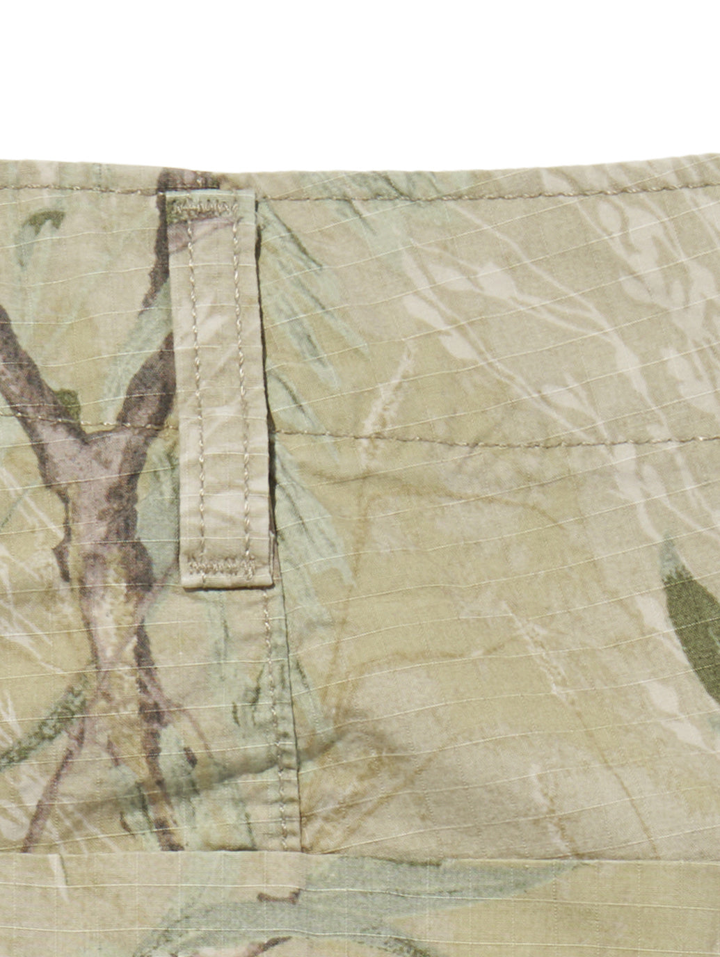 パラシュートカーゴパンツ