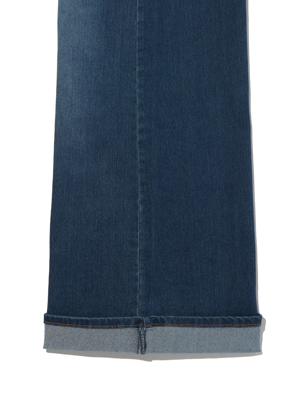 318 シェーピング ワイドレッグ ミディアムインディゴ