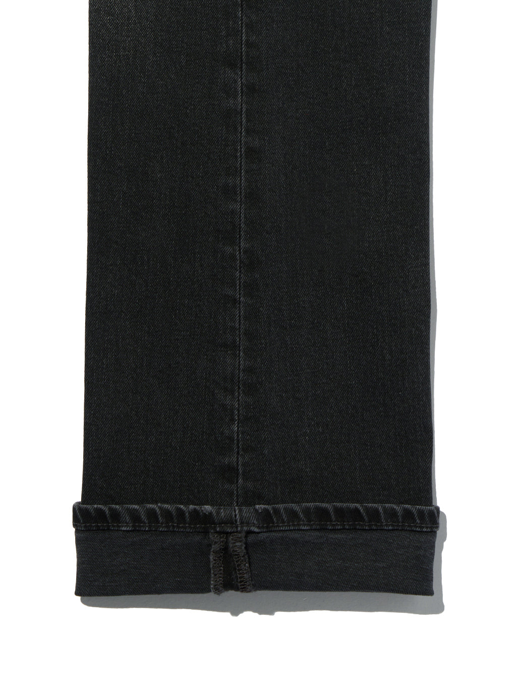 725™ キックブーツジーンズ ブラック