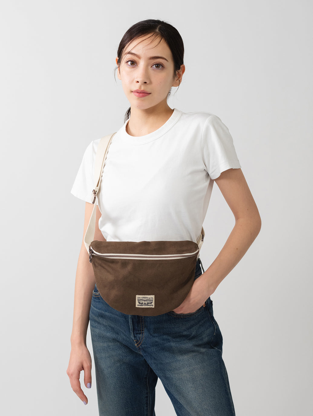 DEVON クロスボディバッグ