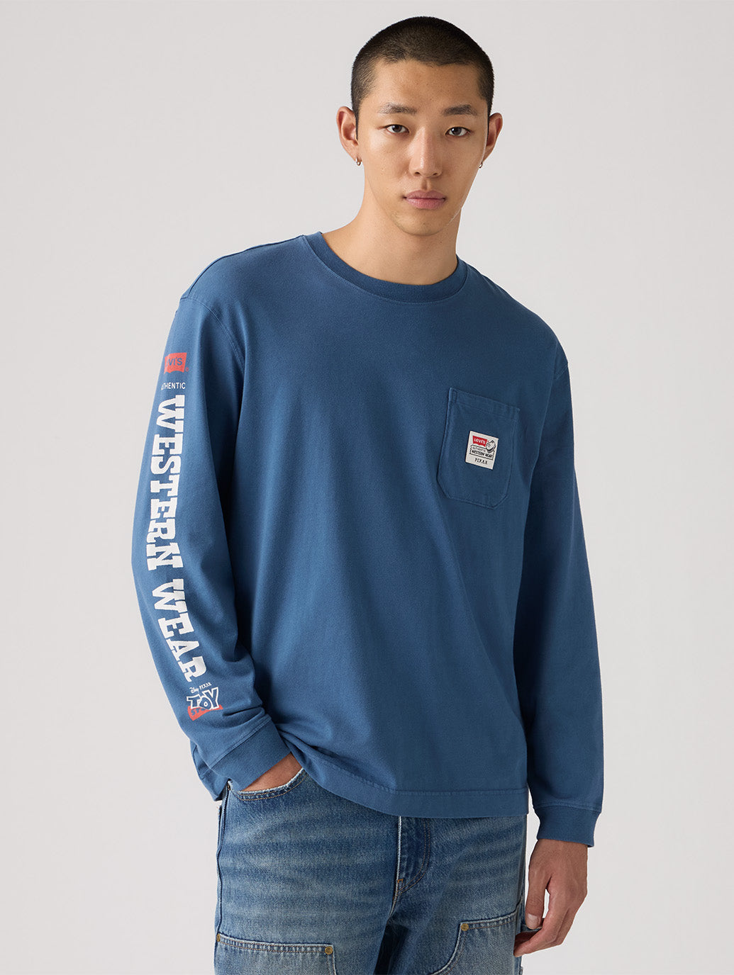 LEVI’S® x TOY STORY ロングスリーブ ポケットTシャツ