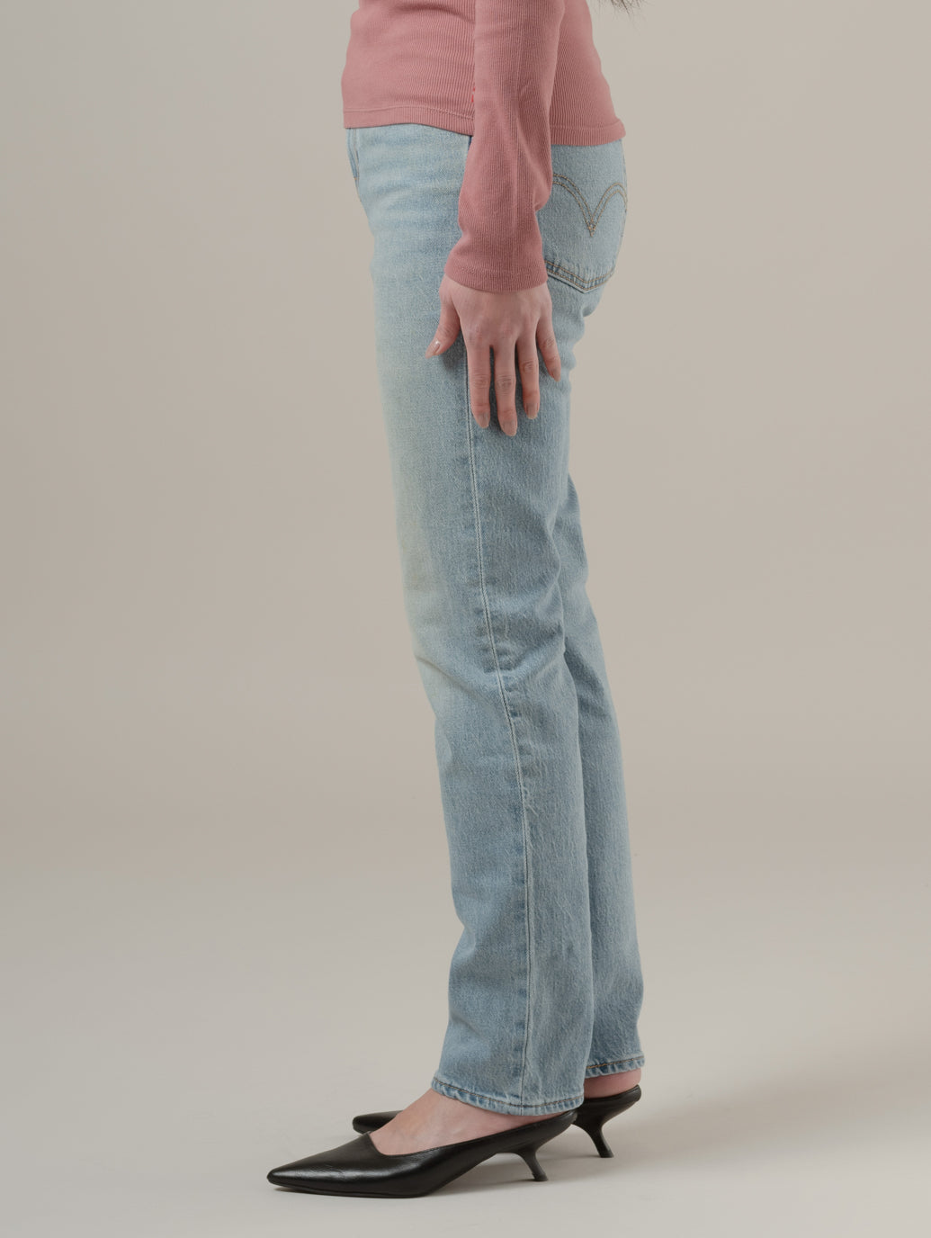 WEDGIE スリムジーンズ ミディアムインディゴ