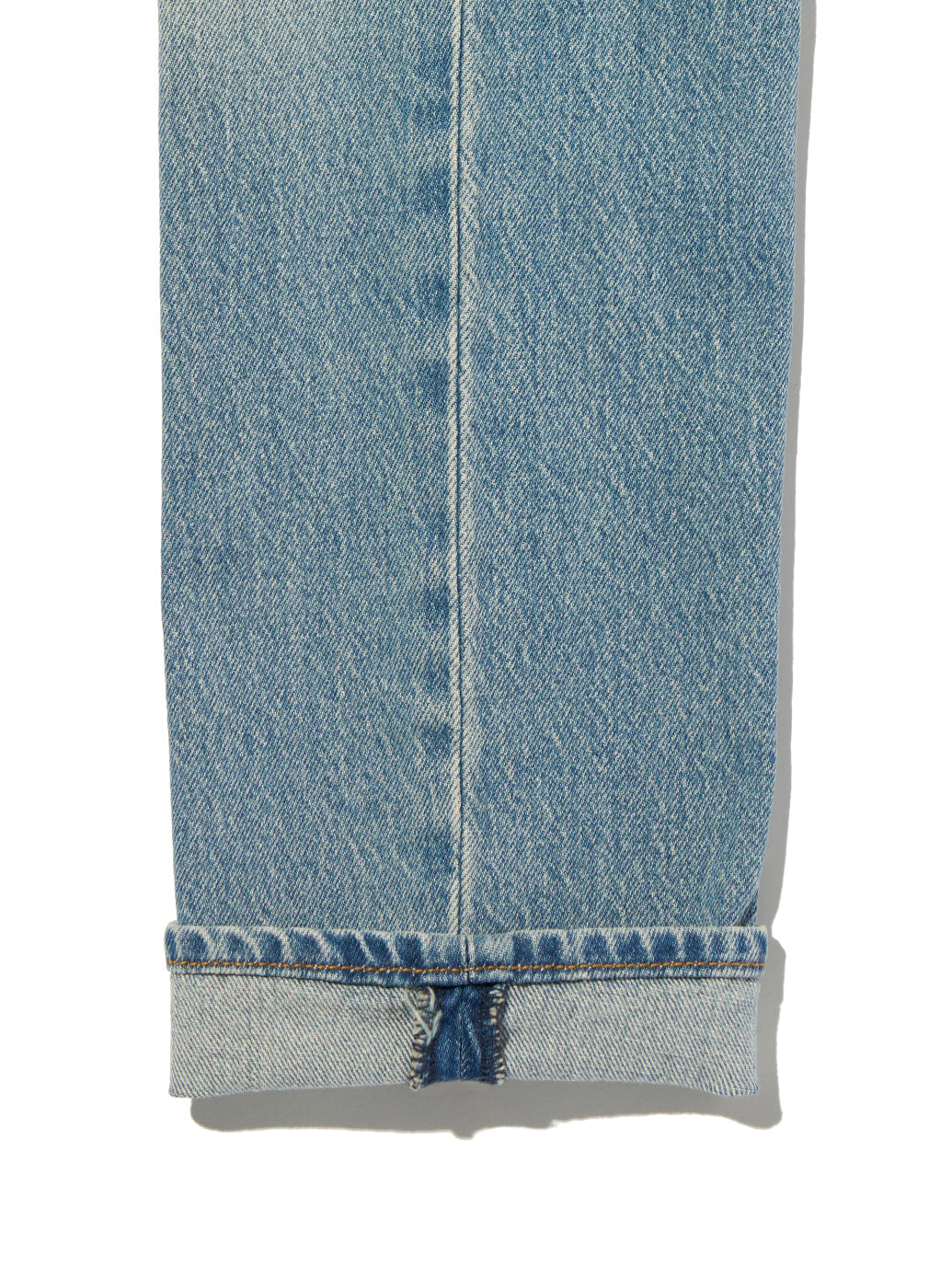 WEDGIE スリムジーンズ ミディアムインディゴ