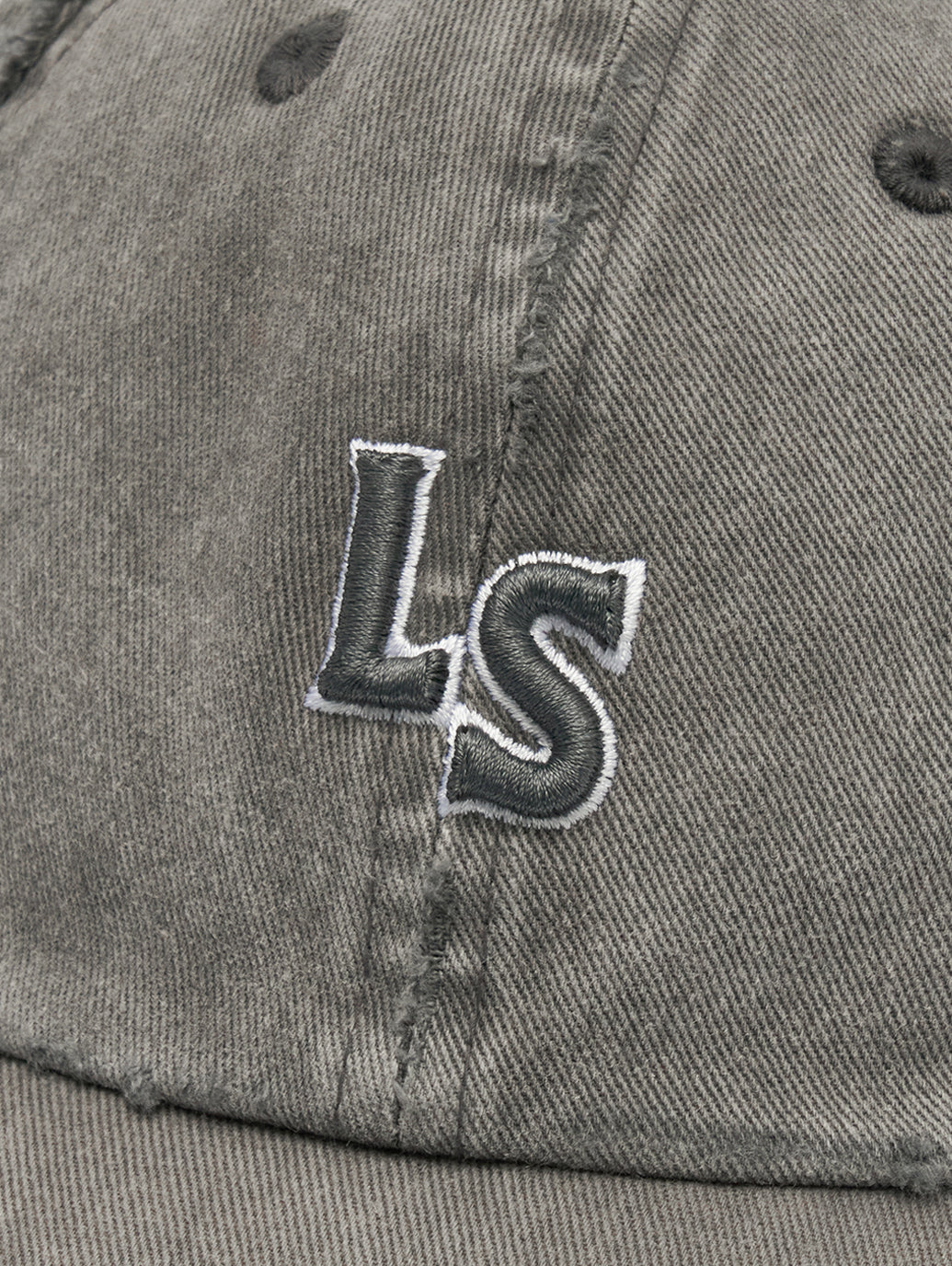 モノグラム キャップ