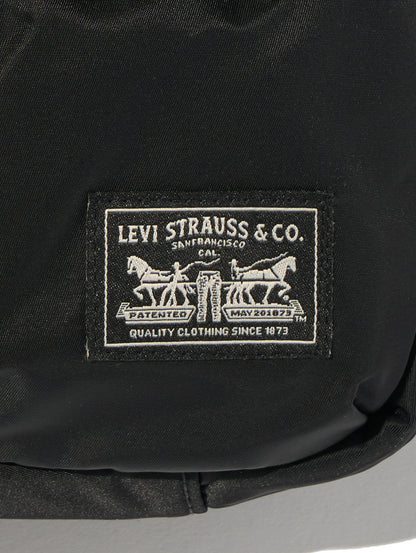 クロスボディーバッグ