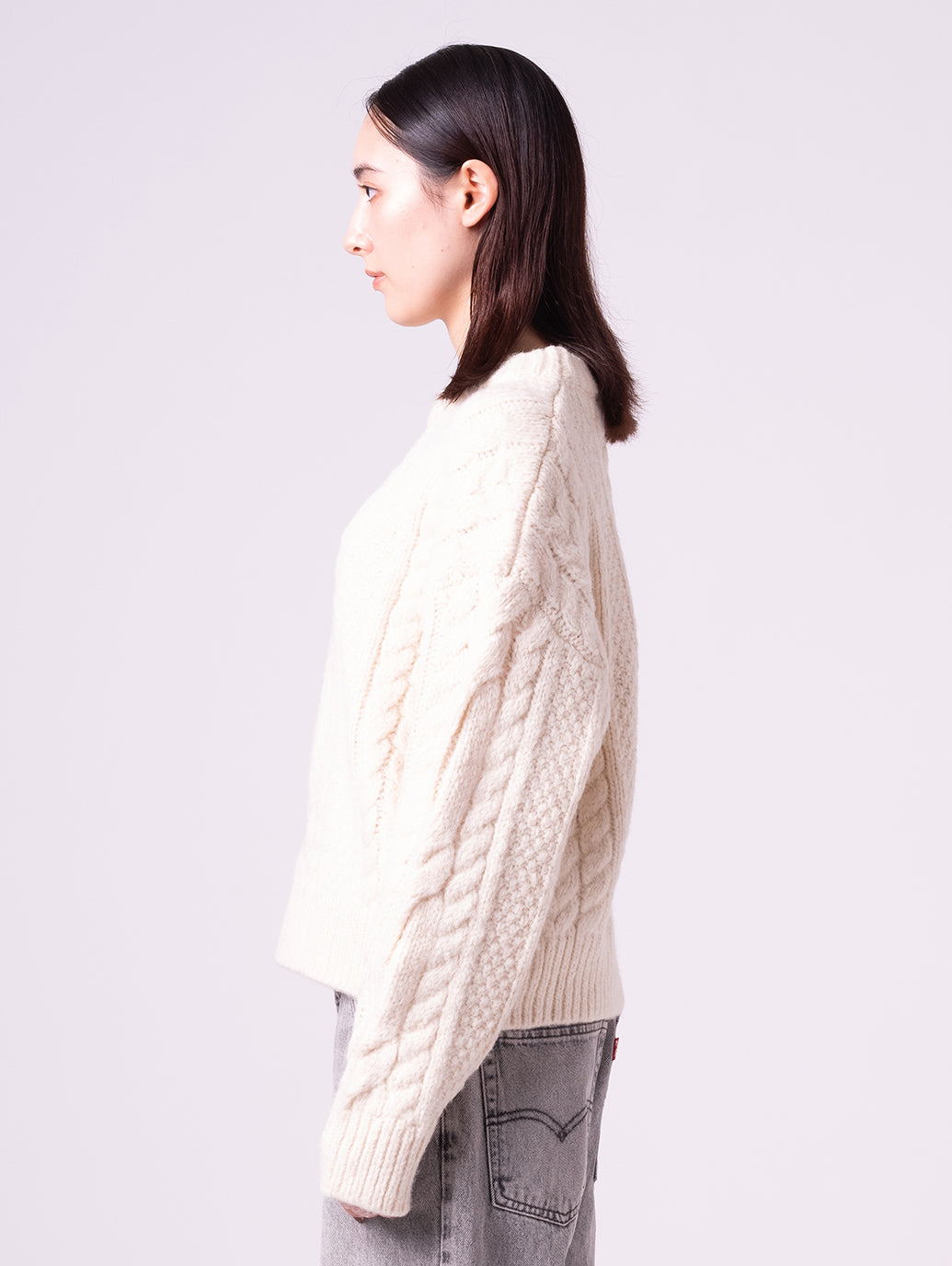 INES ケーブルニットセーター
