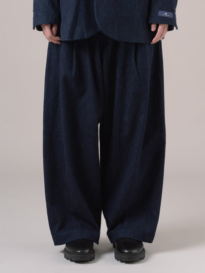 BLUETAB™ プリーツトラウザー ジーンズ ダークインディゴ