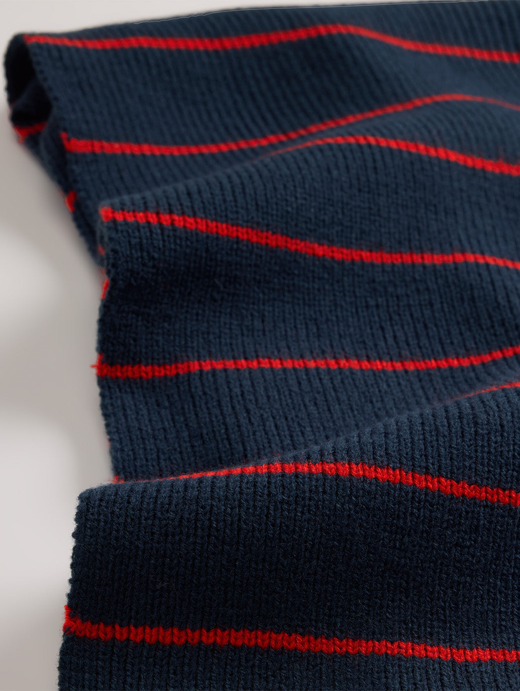 STRAUSS SCARF