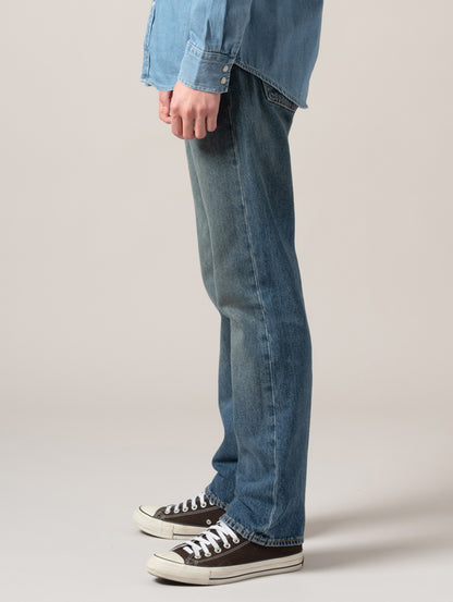 501® オリジナルジーンズ ミディアムインディゴ