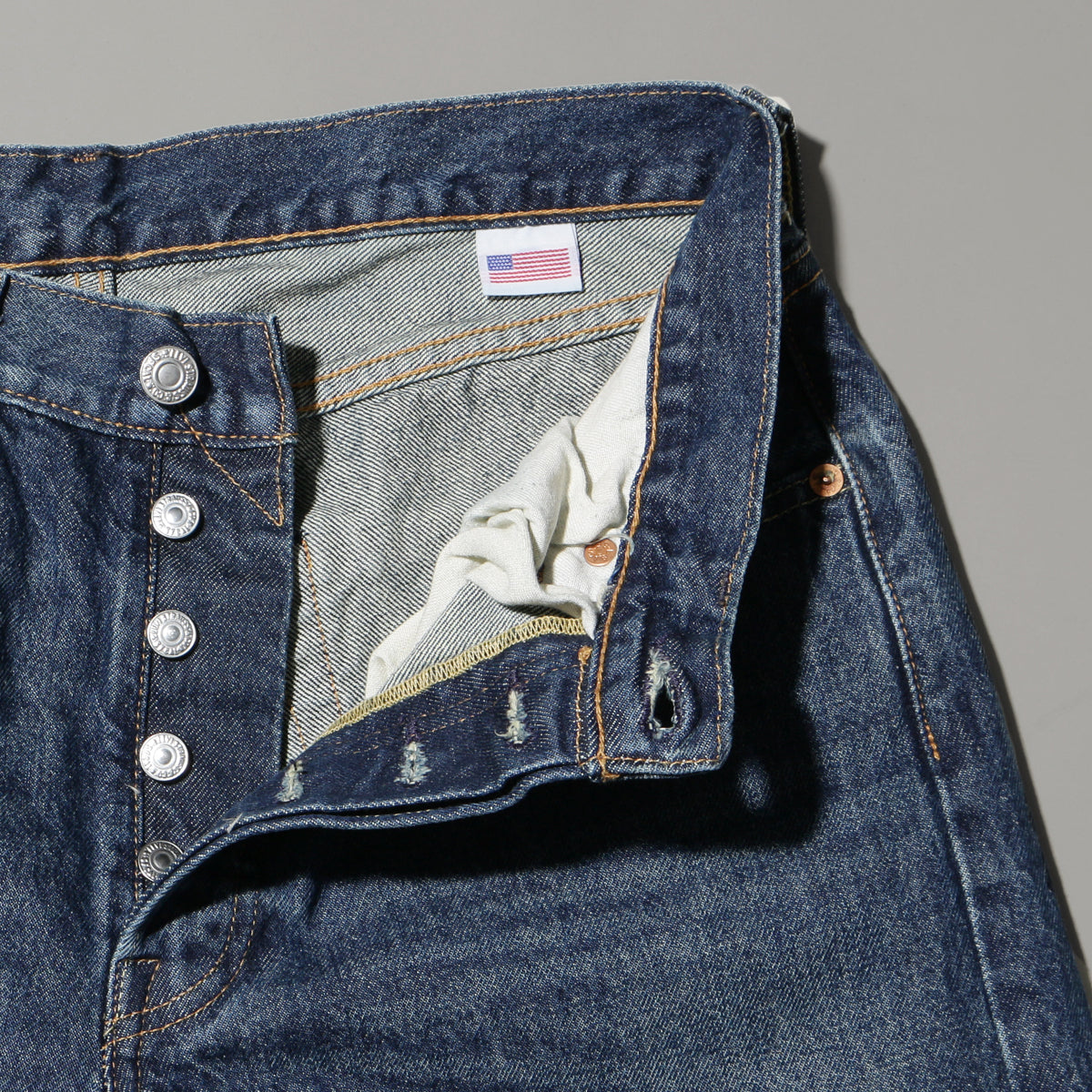 MADE IN THE USA 501® ジーンズ ダークインディゴ DARK AUTHENTIC セルビッジ