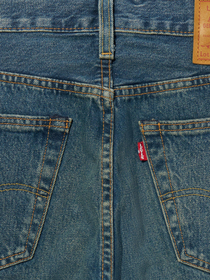 501® オリジナルジーンズ ミディアムインディゴ