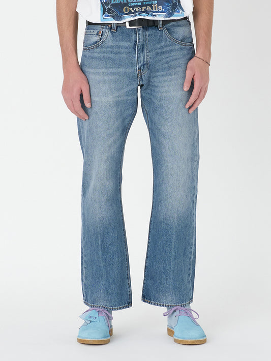 517™ ブーツカット ミディアムインディゴ BULL RUSH