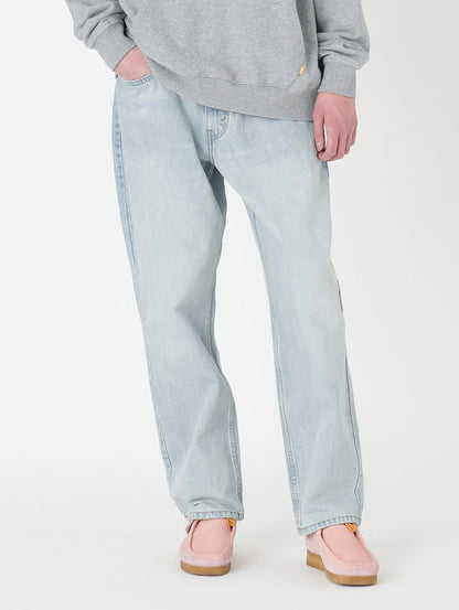 550™ リラックス ジーンズ ライトインディゴ