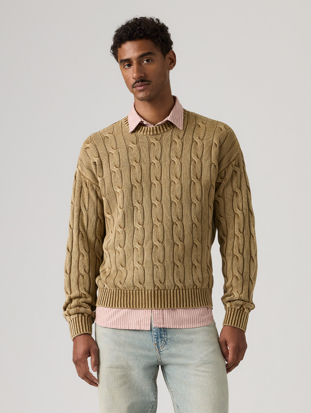 カーメルケーブルクルーセーター