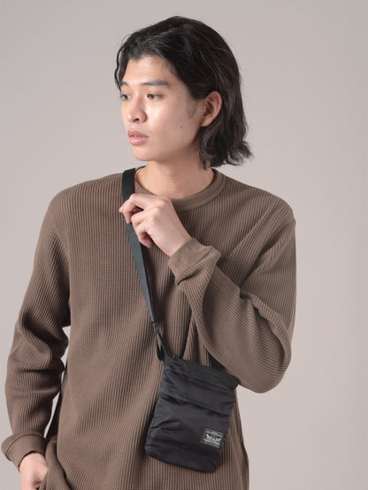 ミッションベイ クロスボディポーチ