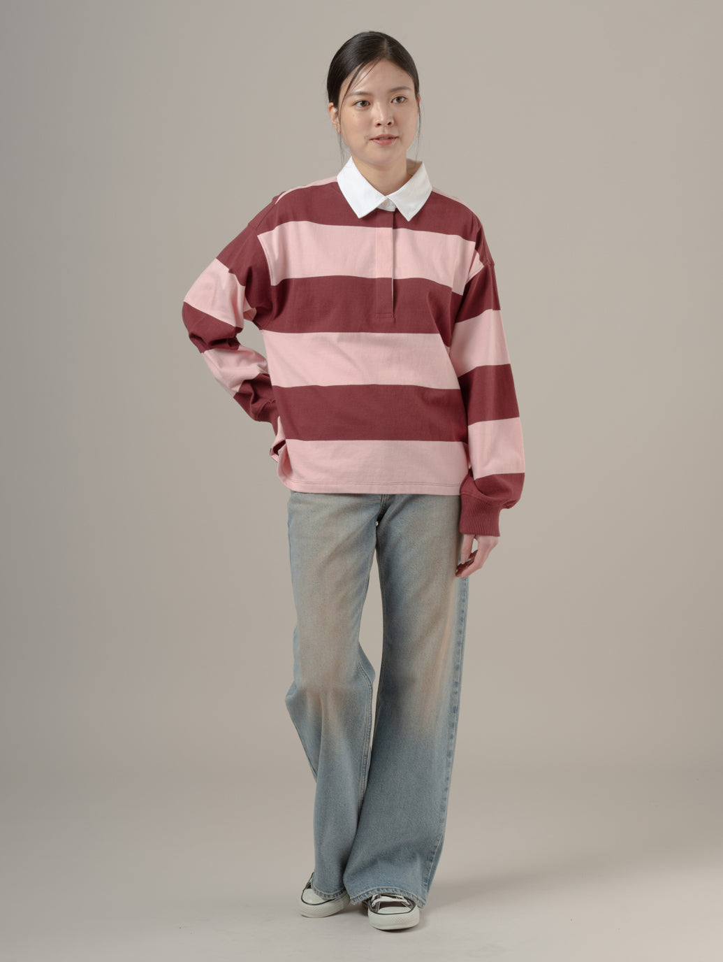 ROSÉ（ロゼ）着用 LOOSE BOOT ジーンズ ミディアムインディゴ