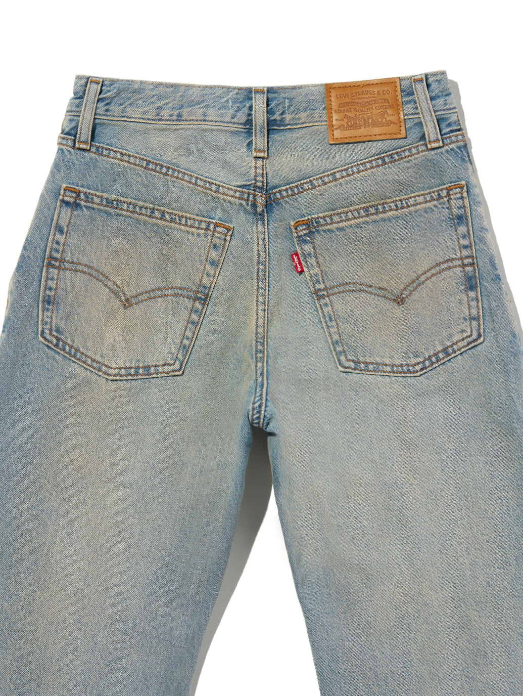 ROSÉ（ロゼ）着用 LOOSE BOOT ジーンズ ミディアムインディゴ