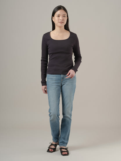 エッセンシャル スクエアネック ロングスリーブ Tシャツ