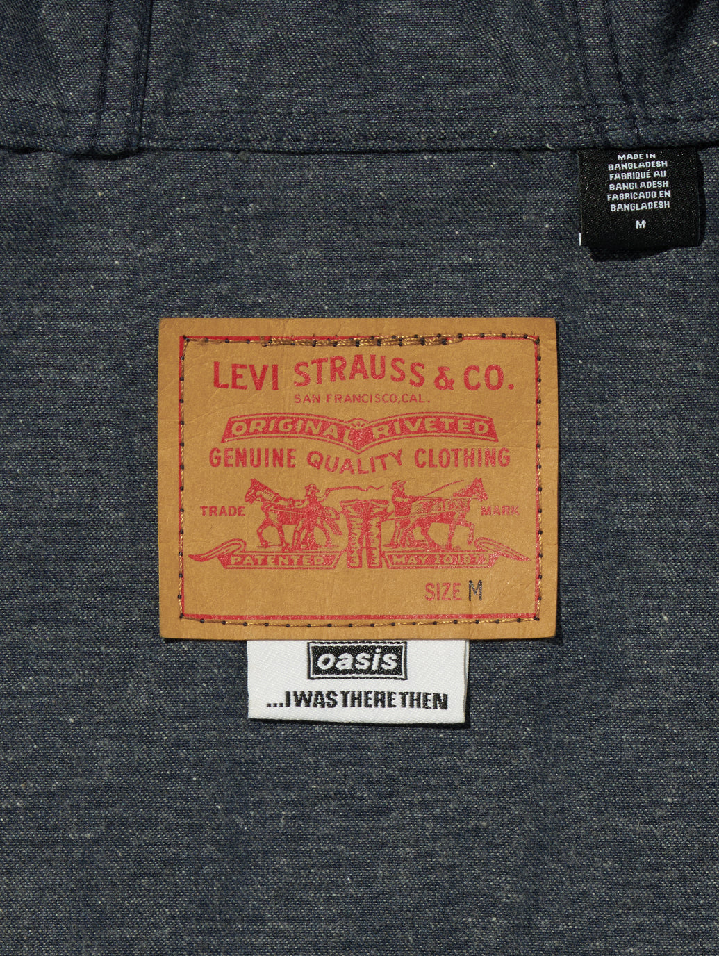LEVI’S® x OASIS パーカ