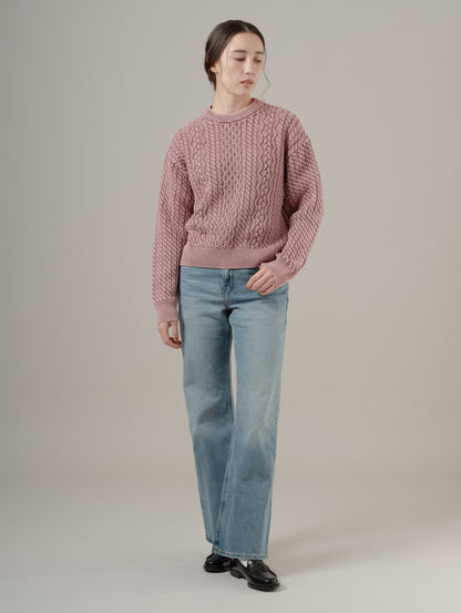 LEILAH ケーブルクルーネックセーター