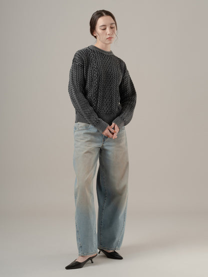 LEILAH ケーブルクルーネックセーター
