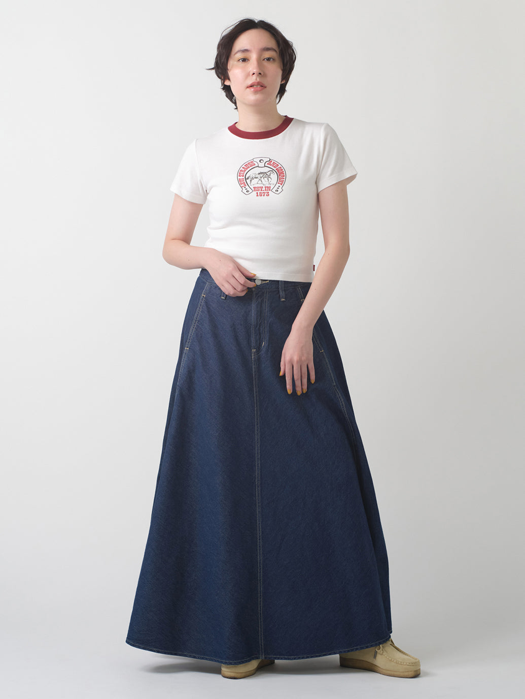 エッセンシャル SPORTY Tシャツ