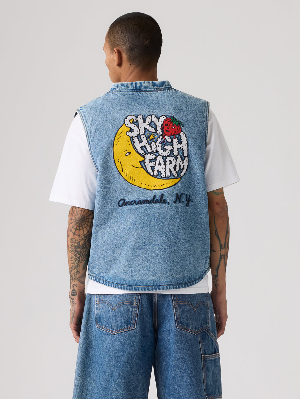 Levi’s® x Sky High Farm Goods ベスト