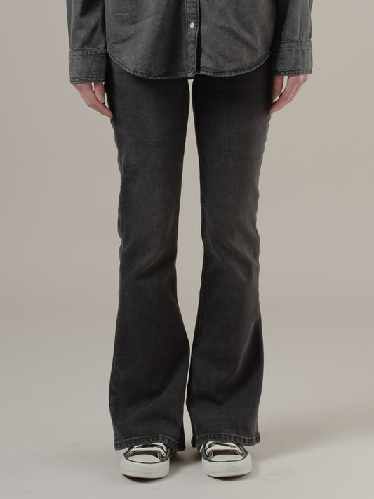 LOW SLIM BOOT ジーンズ ブラック