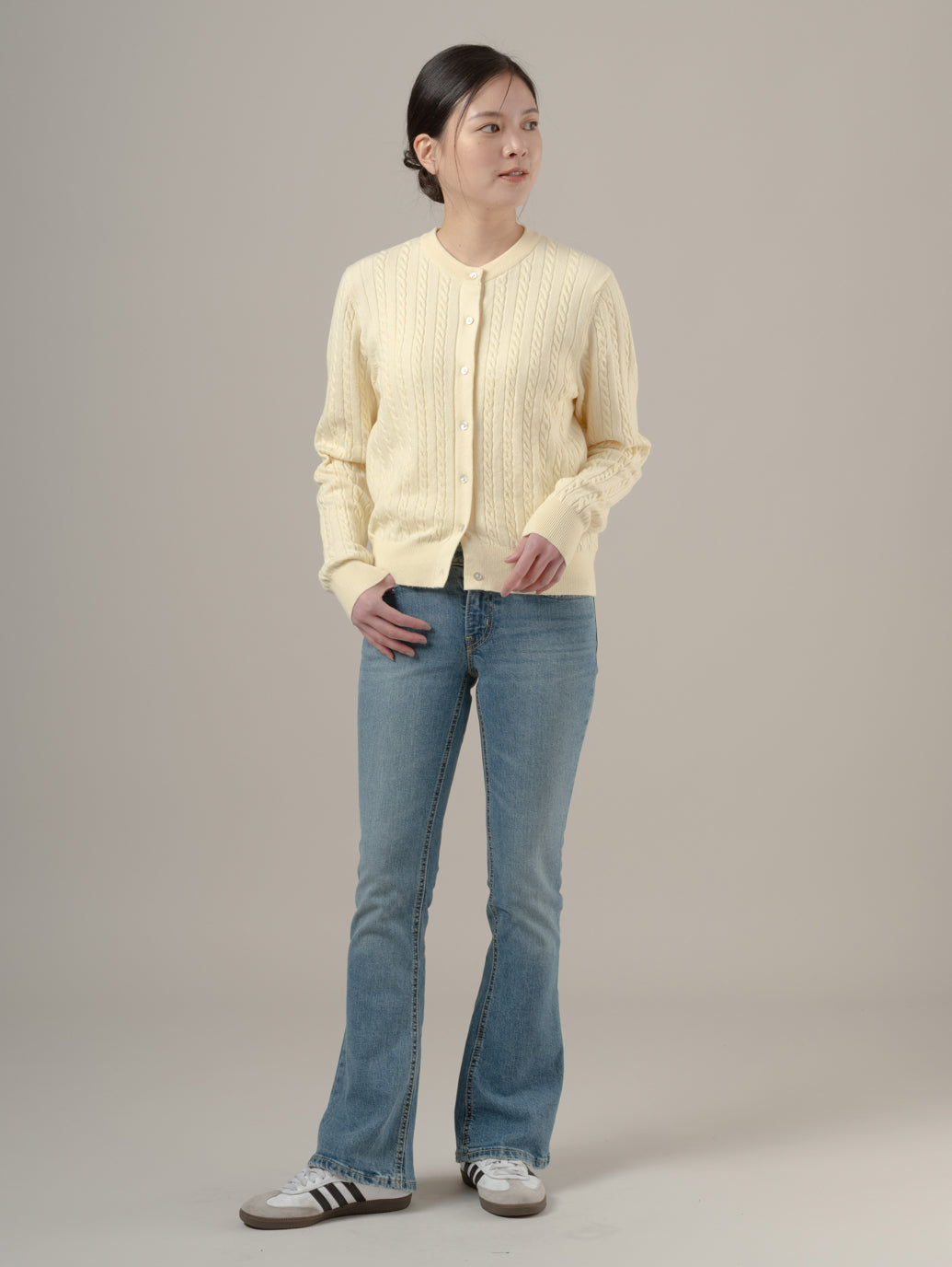 LOW SLIM BOOT ジーンズ ミディアムインディゴ