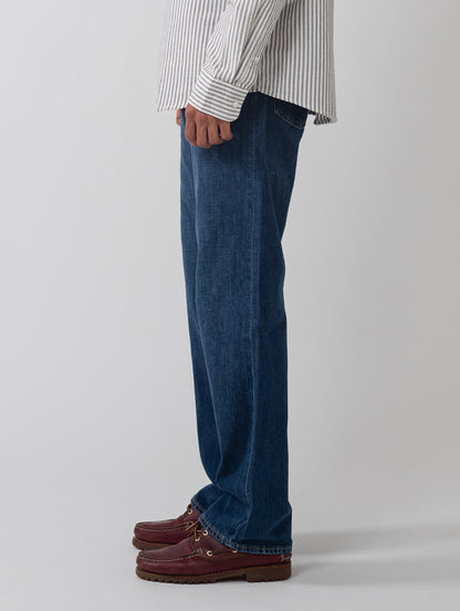 555™ ジーンズ リラックスストレート ミディアムインディゴ