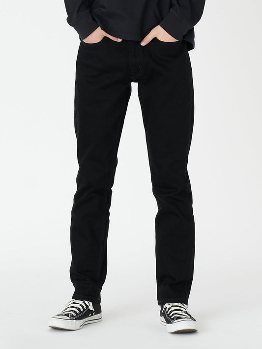 511™ スリムフィット ブラック NATIVE CALI