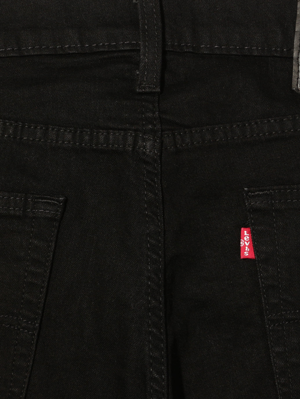 511™ スリムフィット ブラック NATIVE CALI