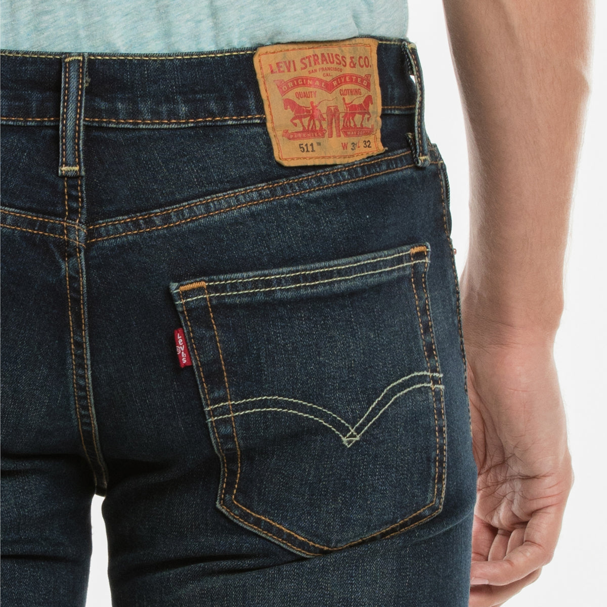 511™ スリムフィット ダークインディゴ SEQUOIA