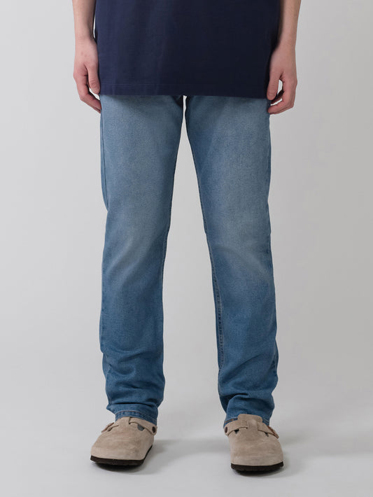 511™  ジーンズ スリムフィット ミディアムインディゴ